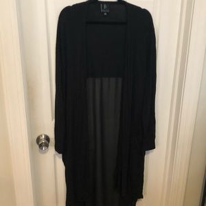 🌟🌟Bobeau. Long light-weight, sheer back sweater.